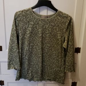 Women's 3/4 sleeve knit top